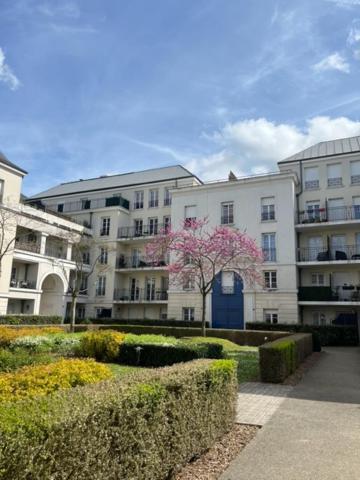 Family Stay - Steps From Disneyland Serris Exterior foto
